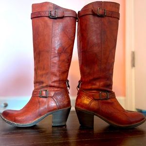 Frye 100% leather Boots women’s size 8